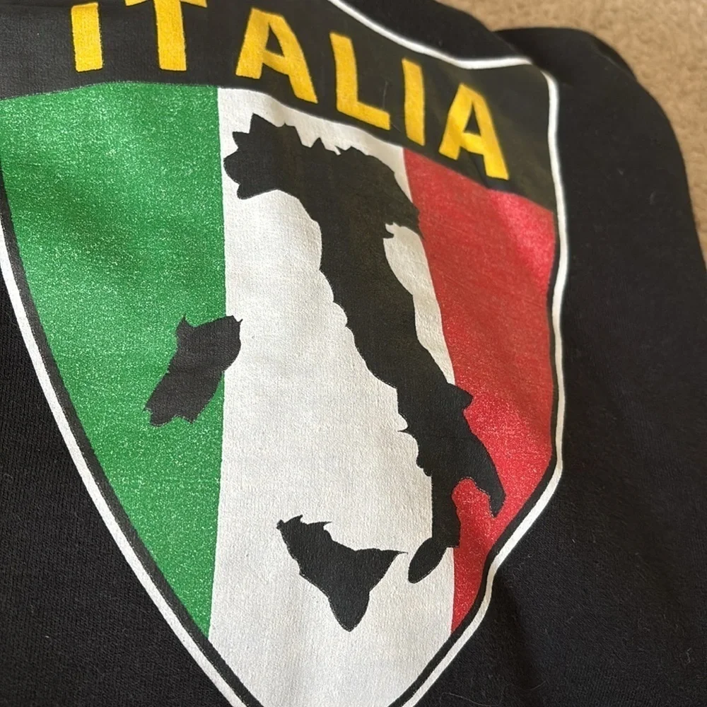 Italia Black Hoodie Size small